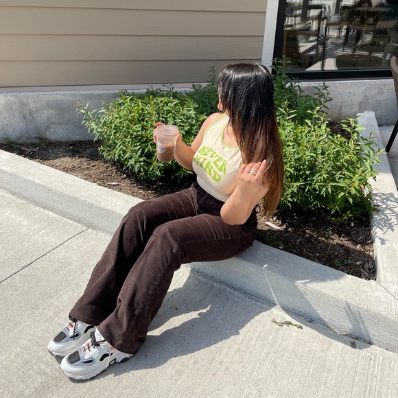 Vintage LEVIS brown corduroy pants - Picture 2 of 7